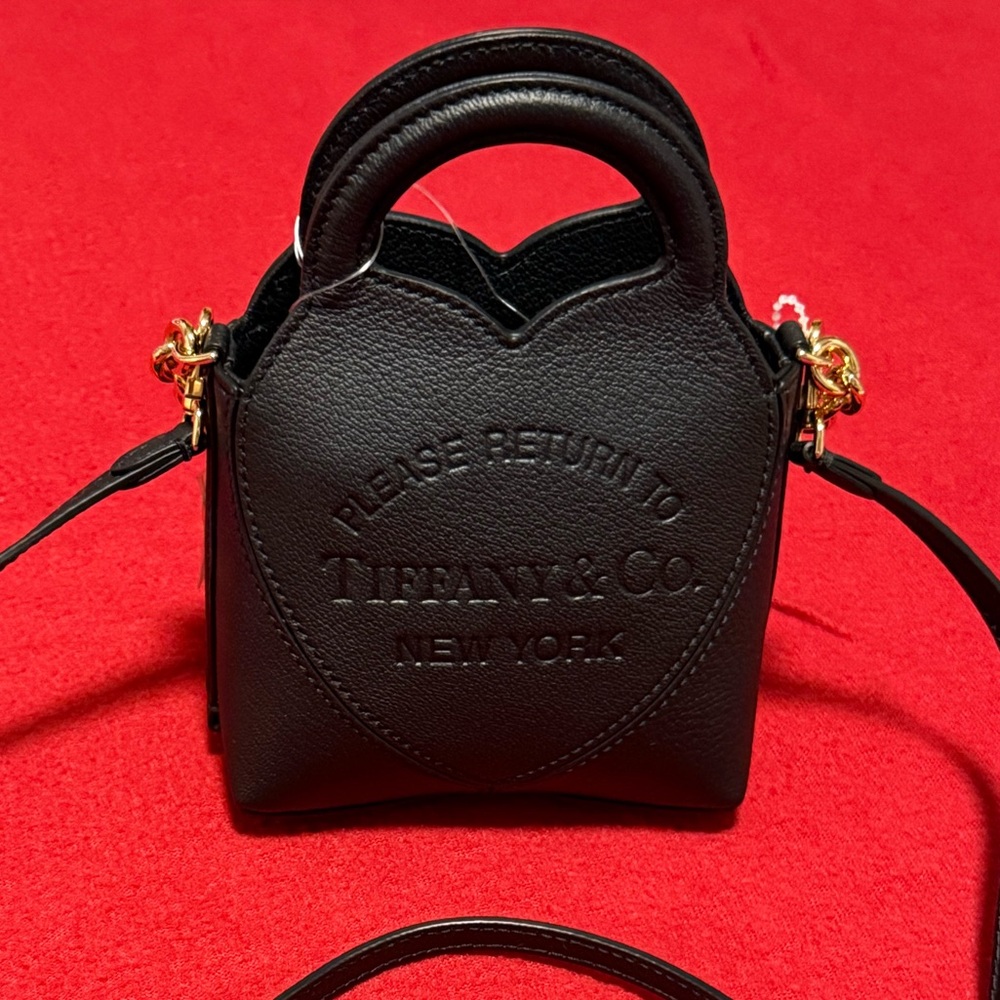 Tiffany & Co. Return to Tiffany Black Heart Mini Crossbody Chain Bag